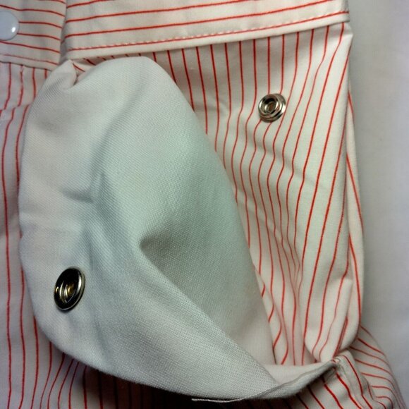Vintage 1960s Shorts Women Size 11 White Red Striped Snap Pockets Hong Kong READ - Picture 12 of 15